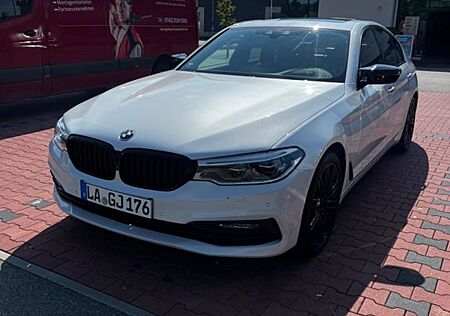 BMW 530d xDrive SoftClose KeylessEntry TÜV HiFi 360