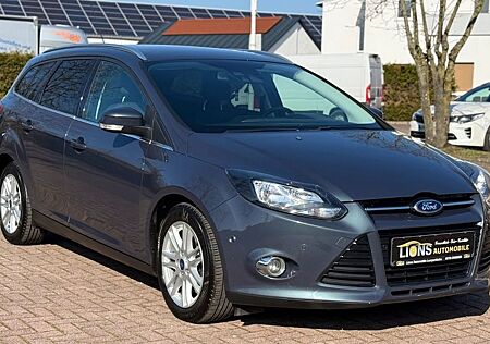 Ford Focus Turnier Titanium/AUTOMATIK/TÜV NEU/KAMERA/