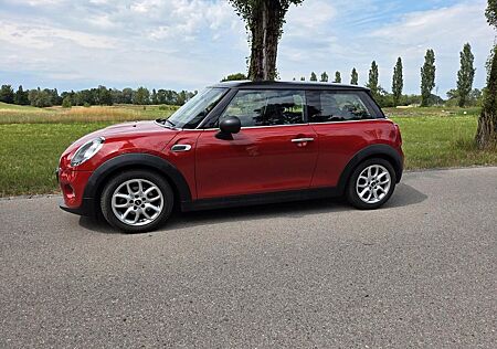 Mini ONE 55kW / sehr guter Zustand / 49.000 KM