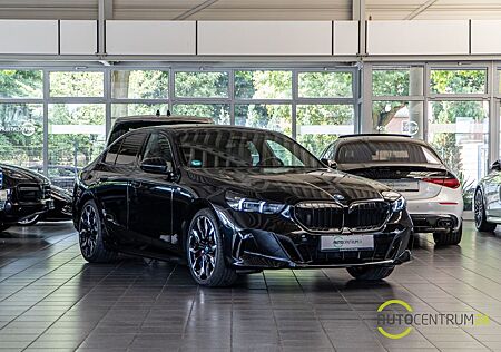 BMW 550 e xD M Sport Inno Pano B&W Carbon Park+ Trav