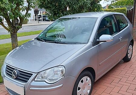 VW Polo Volkswagen Toller 1.2 44kW Trendline aus 1 Frauenhand
