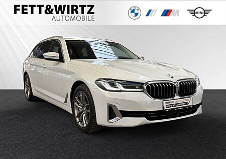 BMW 540i xDrive Touring LuxuryLine|Pano|HUD|HiFi
