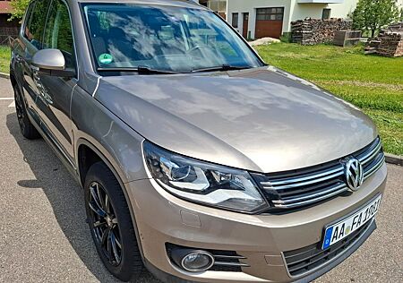 VW Tiguan Volkswagen 1.4 TSI BlueMotion Tech Sport & Style...