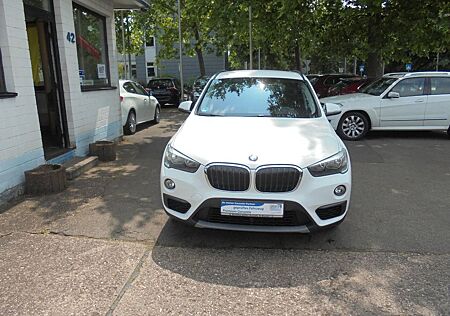 BMW X1 Baureihe sDrive 18 i Advantage