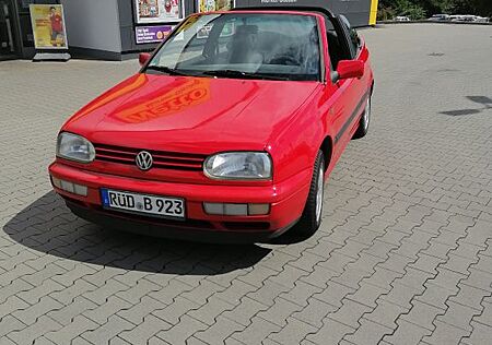 VW Golf Volkswagen 1.8 Cabrio