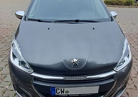 Peugeot 208 PureT; Style, Kamera, Sitzh., Nebel, Glasdac
