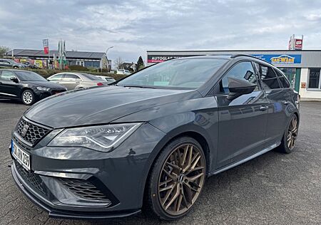 Seat Leon ST Cupra RST 4Drive,DSG,Pano Luftfahrwerk