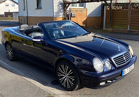 Mercedes-Benz CLK 230 K AVANTGARDE final edition Avantgarde