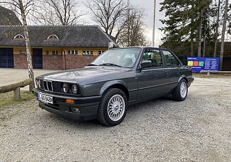 BMW 325ix Coupe H-Kennzeichen - Note 2