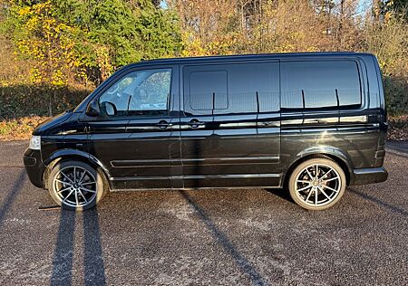 VW T5 Multivan Volkswagen Multivan Highline Schwarz 2,5