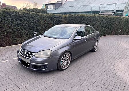 VW Jetta Volkswagen 1.9 TDI Highline tüv 11/2027