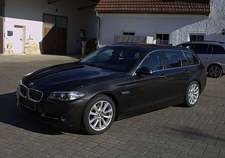 BMW 520d xDrive Touring A -