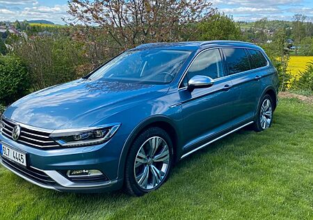 VW Passat Alltrack Volkswagen 2.0 Bi-TDI 176 kW 4×4