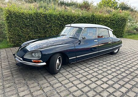 Citroën DS 23 Pallas