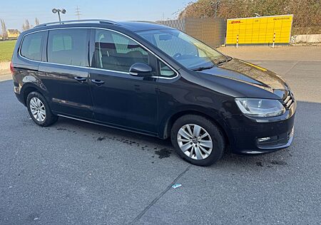 VW Sharan Volkswagen Comfortline 7 Sitzer Klima Navi Alus Eur5