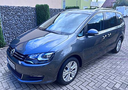VW Sharan Volkswagen 2.0 TDI DSG 7 Sitzer Bi-Xenon AHK
