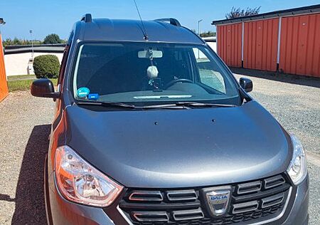 Dacia Dokker TCe 115 Stepway Celebration Stepway C...