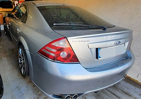 Ford Mondeo 3,0 V6 Titanium Titanium