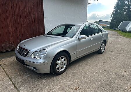 Mercedes-Benz C 200 C200K ELEGANCE MB Scheckheft AHK gepflegt