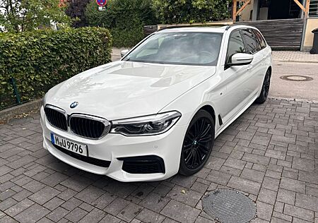 BMW 530d xDrive Touring/M-Paket/Leder/Head-Up/Garant
