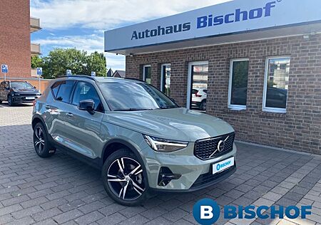 Volvo XC 40 XC40 B4 Plus Dark 2WD Pano HarmanKardon Memory S
