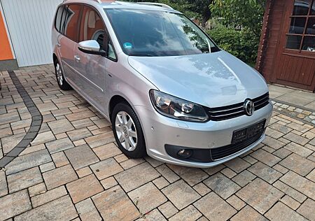 VW Touran Volkswagen 1.6 TDI LIFE