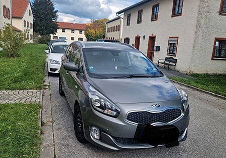 Kia Carens gebraucht kaufen Kia Carens 1.6 GDI Dream Team Edition Dream Team...