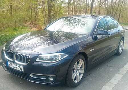 BMW 525d xDrive A Luxury Line Luxury Line