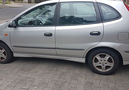 Nissan Almera Tino 1.8 acenta acenta