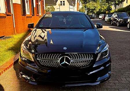 Mercedes-Benz CLA 180 AMG Line AMG Line