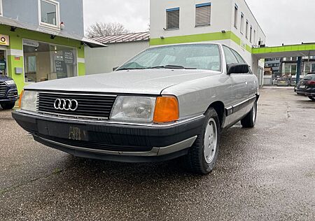 Audi 100