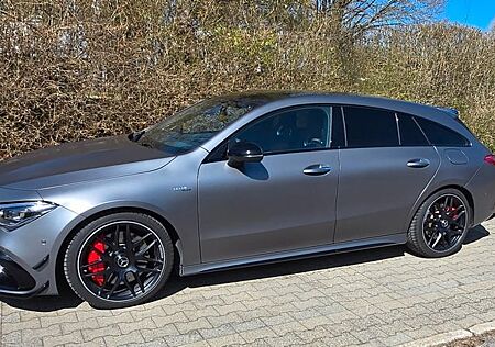 Mercedes-Benz CLA 45 AMG Shooting Brake Mercedes-AMG CLA 4...
