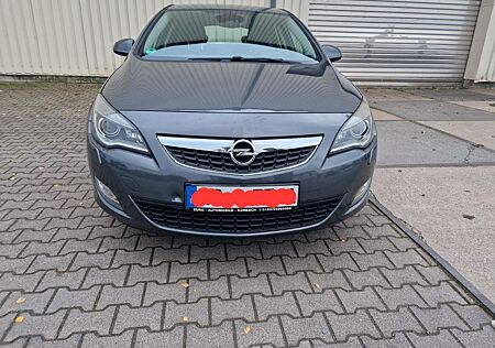 Opel Astra 1.6 Edition Sport AHK PDC Klima