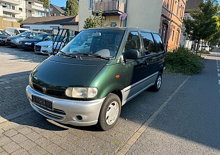 Nissan Serena 1.6 Magic 8Sitzer Klima