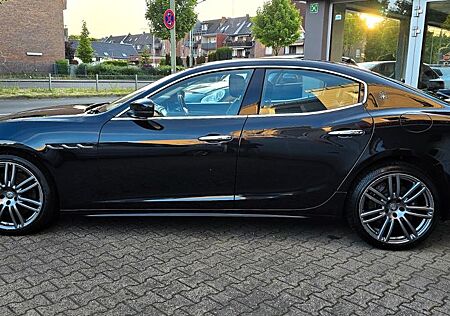Maserati Ghibli 3.0 V6 Diesel Deutsche Zulassung