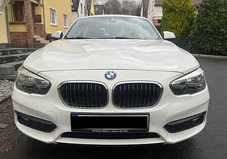 BMW 116i Sport Line Sport Line