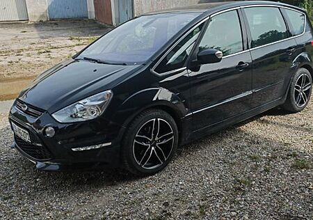 Ford S-Max 2,0 TDCi 120kW DPF Titanium PowerShift...