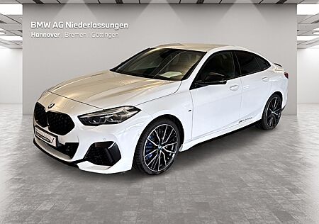 BMW M235i xDrive Gran Coupé Harman/K Head-Up Kamera