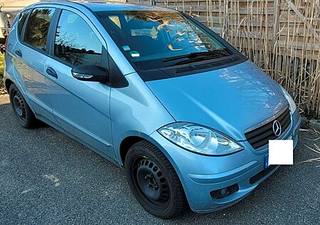 Mercedes-Benz A 150 KLIMA 5 Türen Sitzheizung 8-fach bereift !