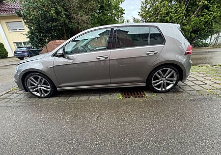 VW Golf Volkswagen 1.4 TSI R-Line Cup Edition