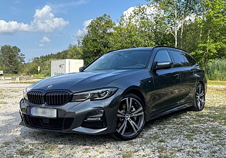 BMW 330d xD Tour. M Sport Auto / Laser / Pano / AHK