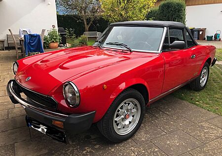 Fiat 124 Spider Pininfarina Europaspider 124, original 25tkm
