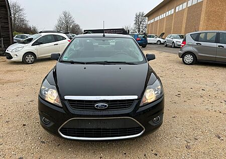 Ford Focus Cabrio Black Magic
