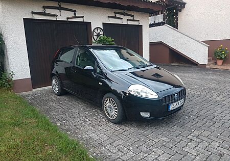 Fiat Grande Punto 1.4 8V 77ps ZAHNRIEMEN NEU