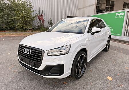Audi Q2 gebraucht kaufen Audi Q2 quattro sport S line*Teilleder*Xenon*S tronic