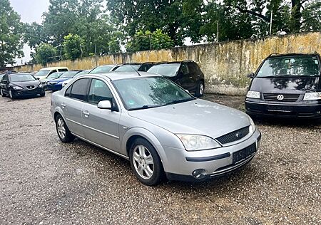 Ford Mondeo 2,0 BENZIN BJ-2002 KLIMA NAVI EURO 4 KAT