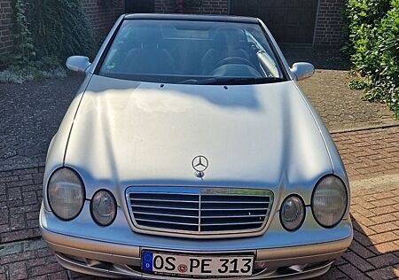 Mercedes-Benz CLK 200 KOMPRESSOR AVANTGARDE Avantgarde