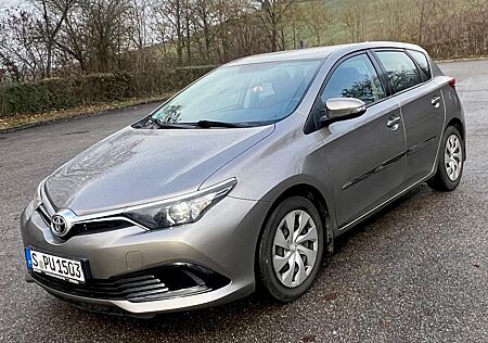 Toyota Auris 1,33-l-Dual-VVT-i -