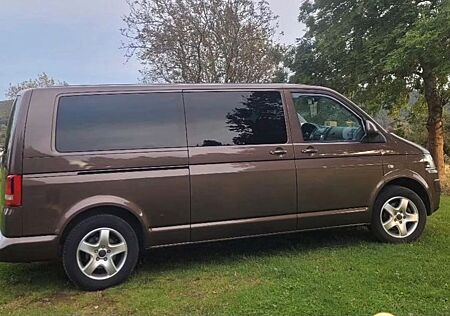 VW T5 Caravelle Volkswagen Umbau Camper