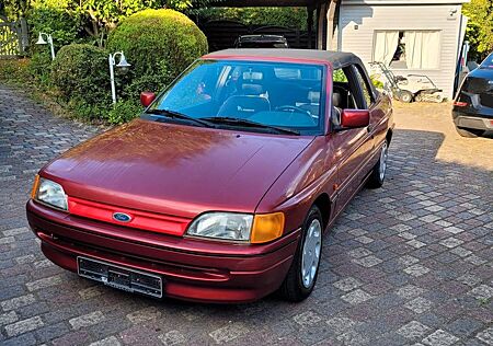 Ford Escort Cabrio 1.6 105 PS | Fahrbereit